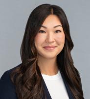 Doris Yang Headshot