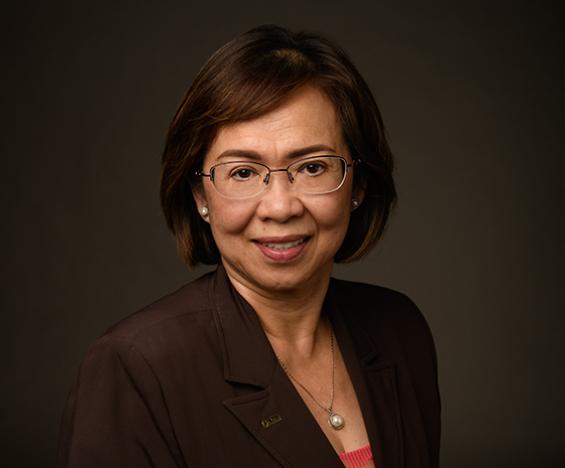 Tina Nguyen Headshot